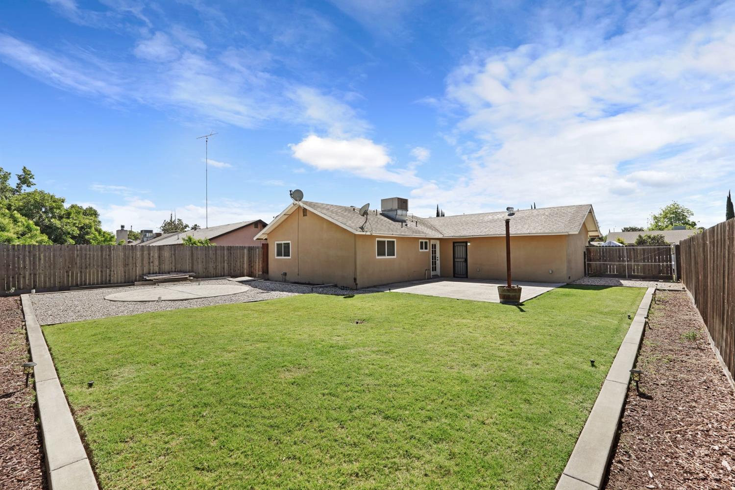 2100 preston Lane