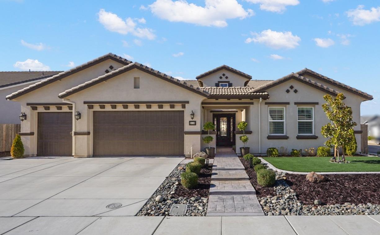 2119 Moya Place