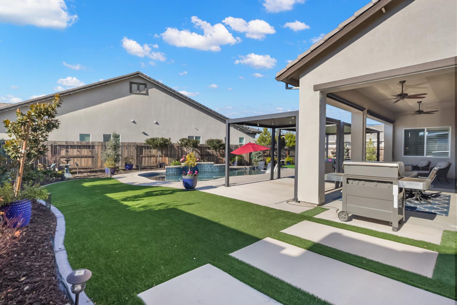 2119 Moya Place