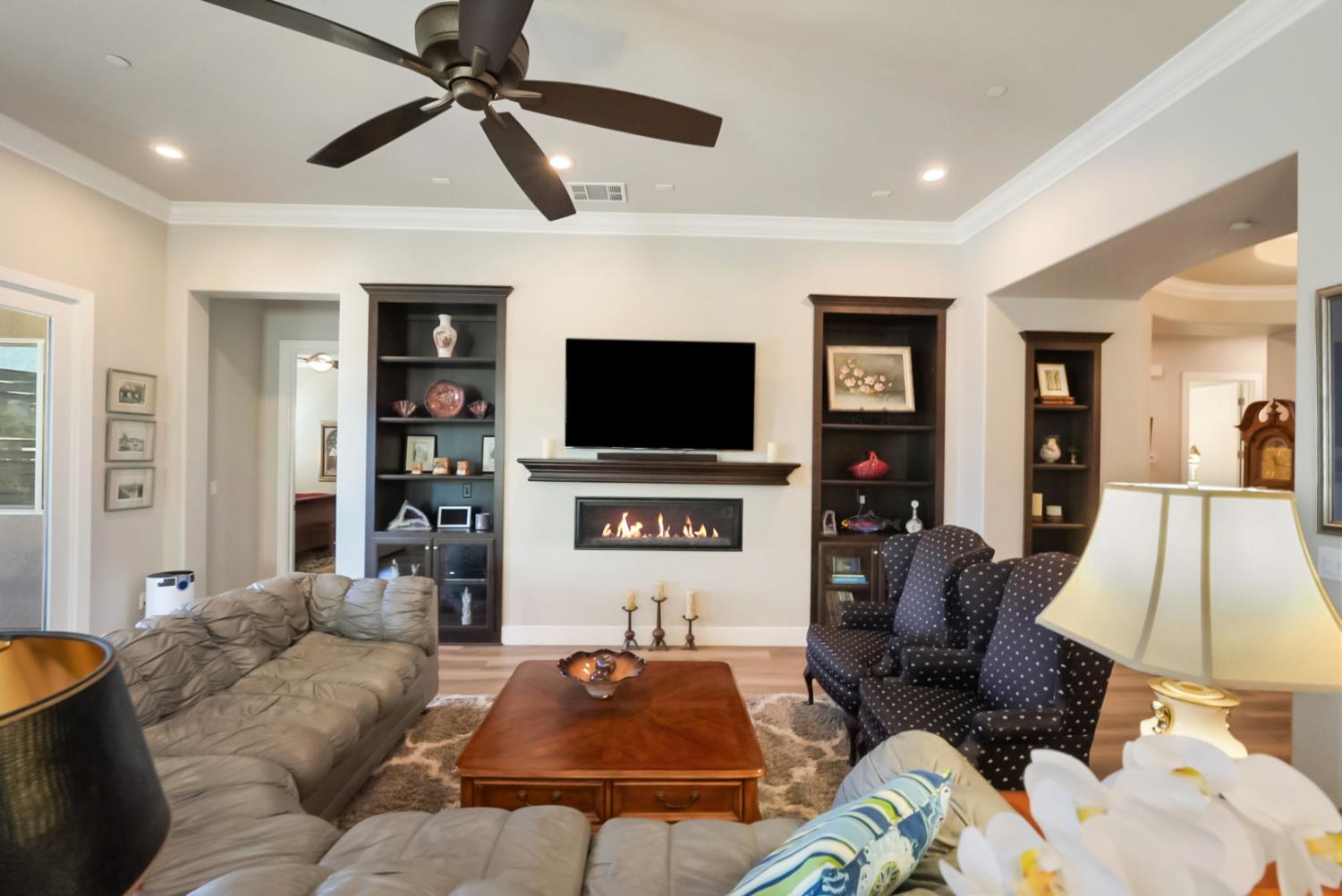 2119 Moya Place