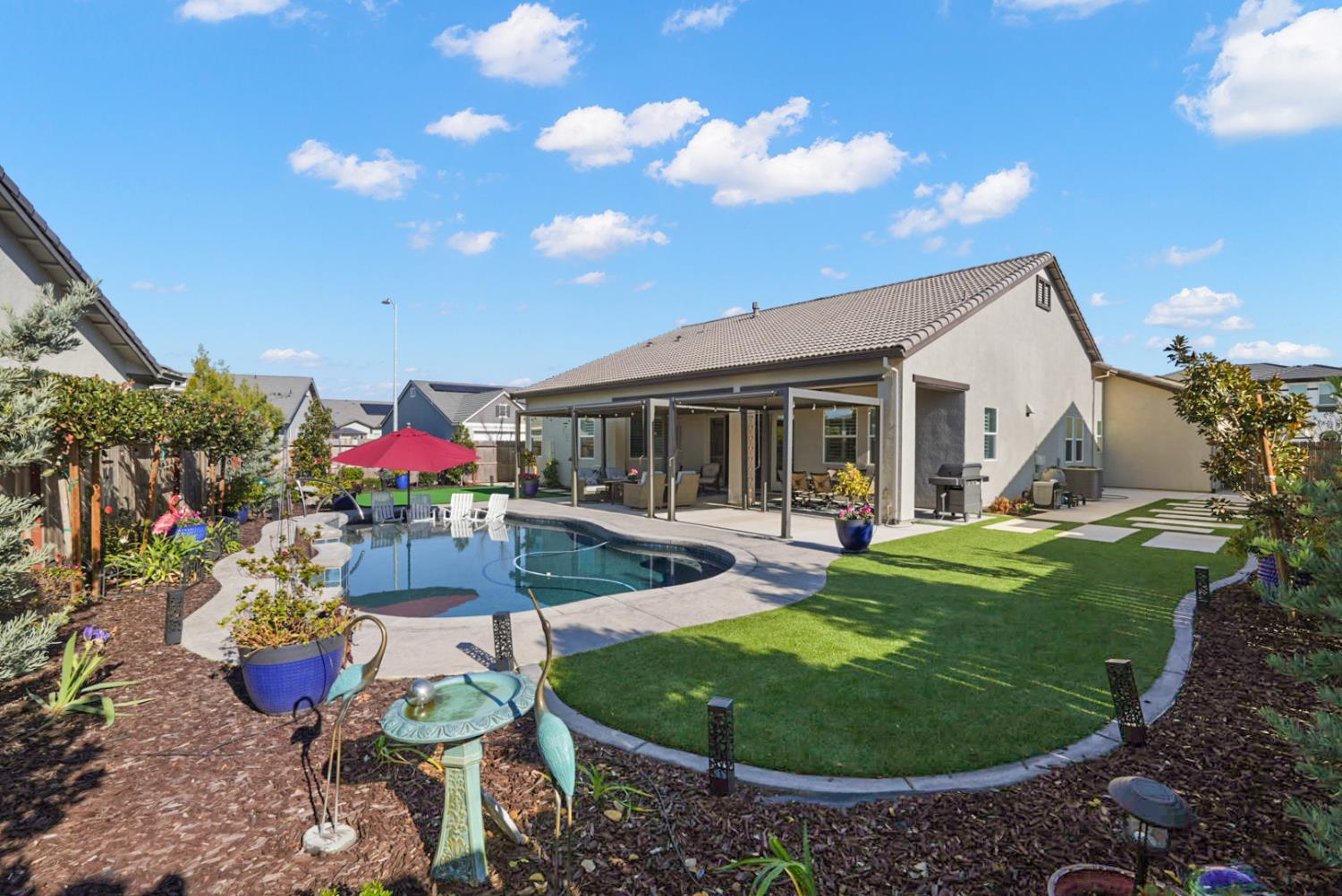 2119 Moya Place