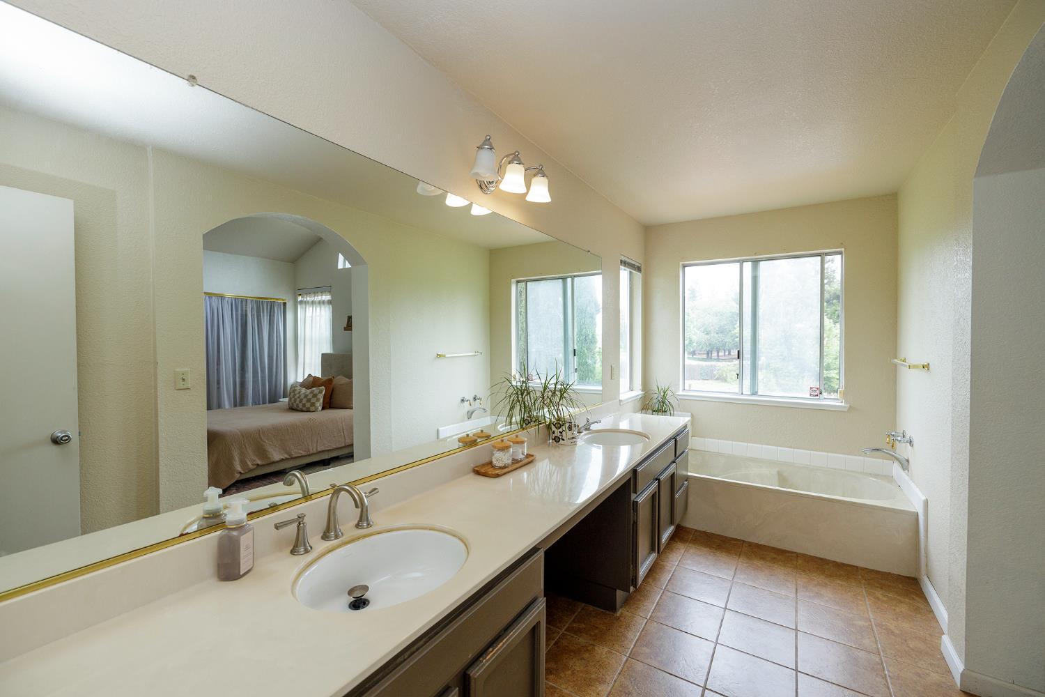 1012 Arroyo Hondo Place
