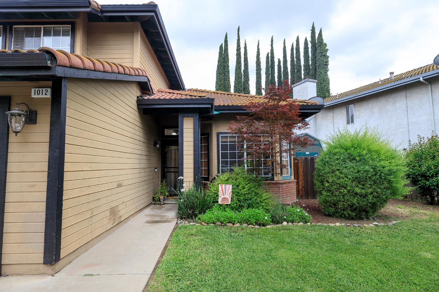 1012 Arroyo Hondo Place