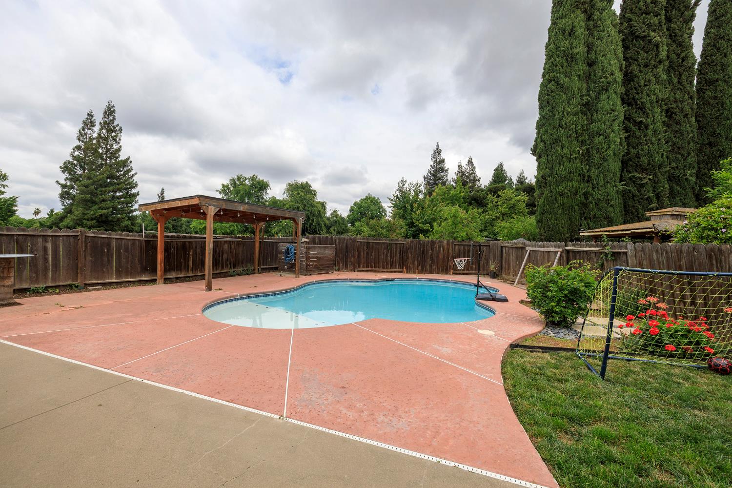 1012 Arroyo Hondo Place