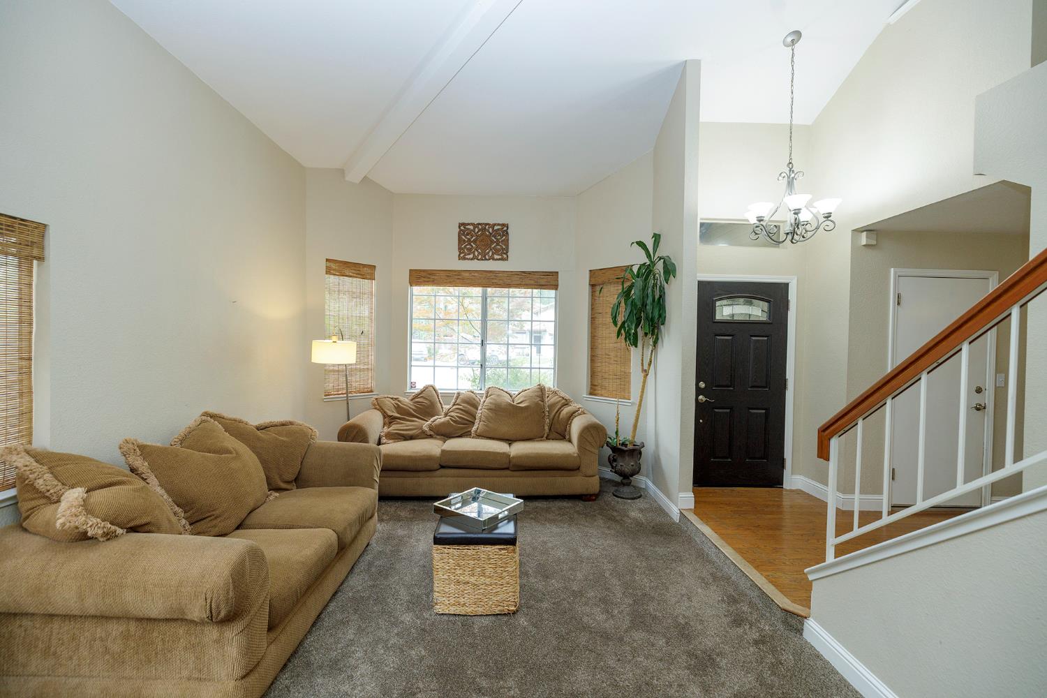 1012 Arroyo Hondo Place