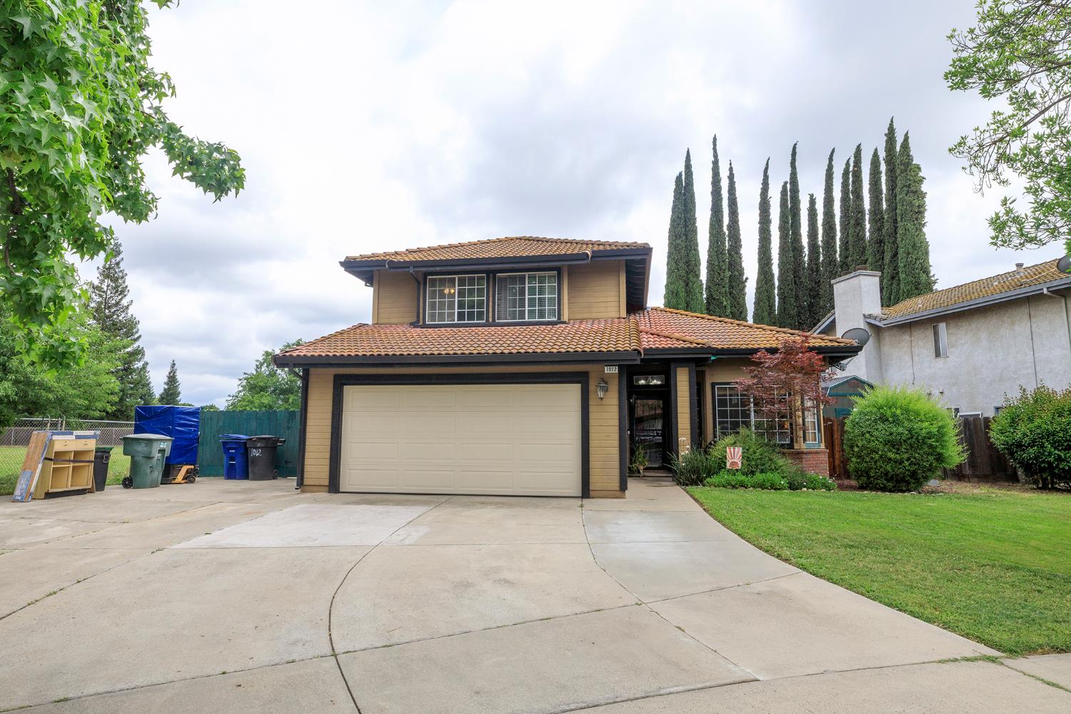 1012 Arroyo Hondo Place