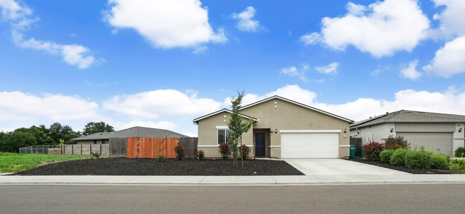 1335 S Kestrel Lane