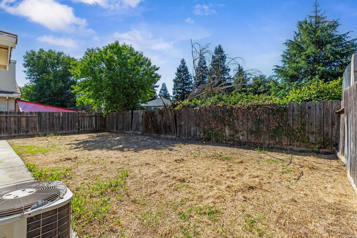 2210 Birchwood Court