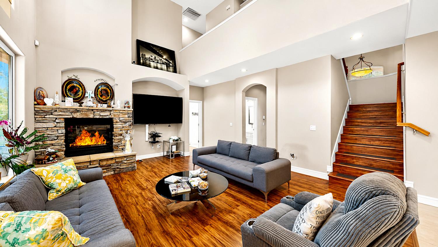 2815 Castleview Drive