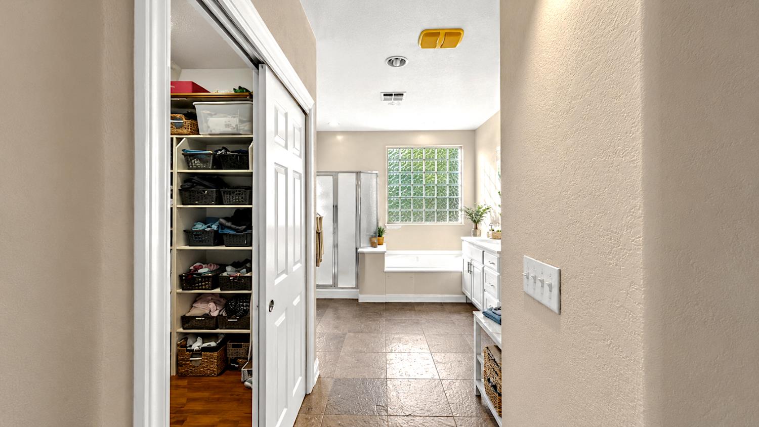 2815 Castleview Drive