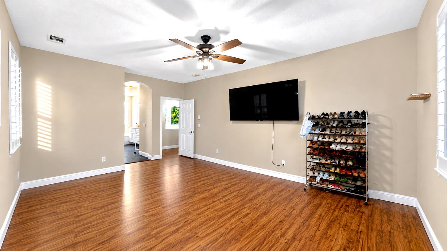 2815 Castleview Drive