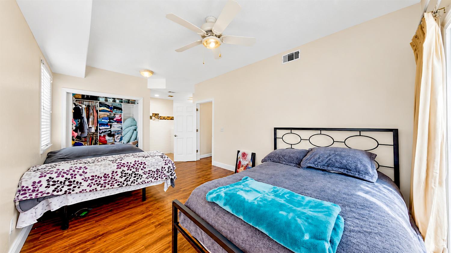 2815 Castleview Drive