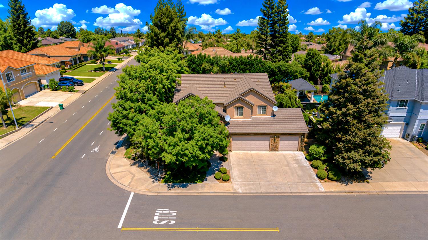 2815 Castleview Drive