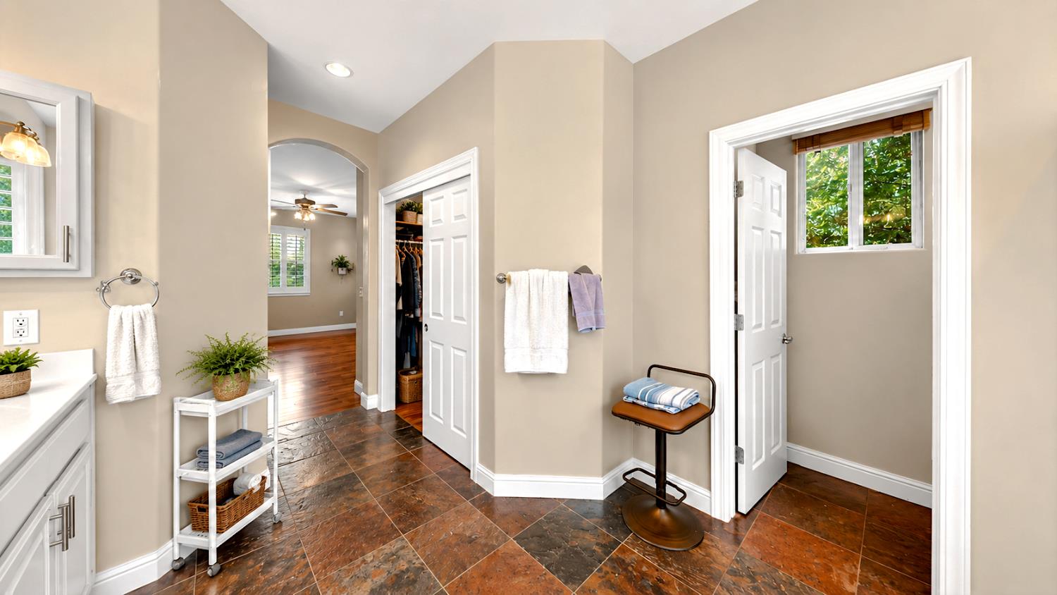 2815 Castleview Drive