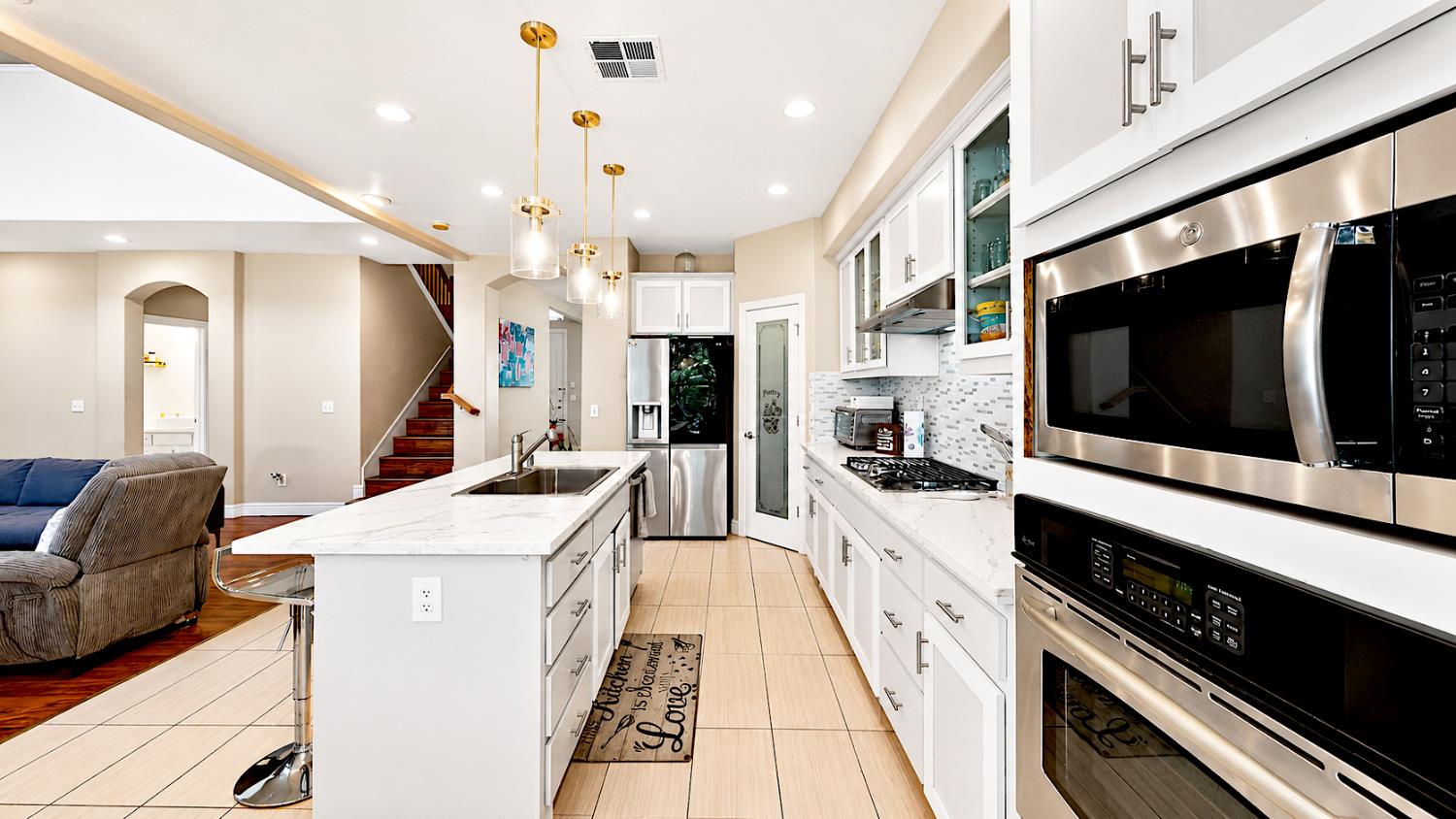 2815 Castleview Drive