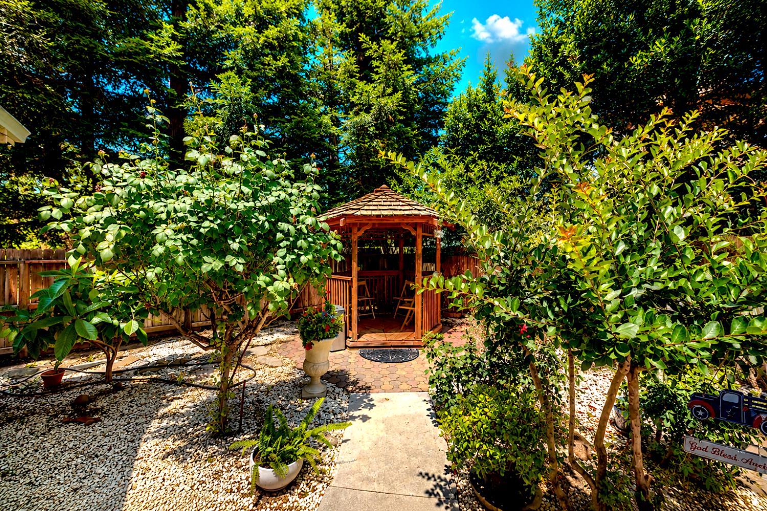 2815 Castleview Drive