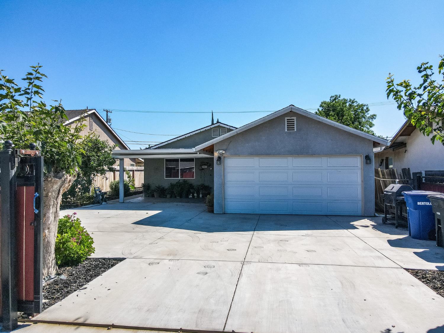 5467 9th Street