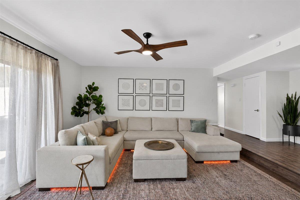 1105 W Tuolumne Road