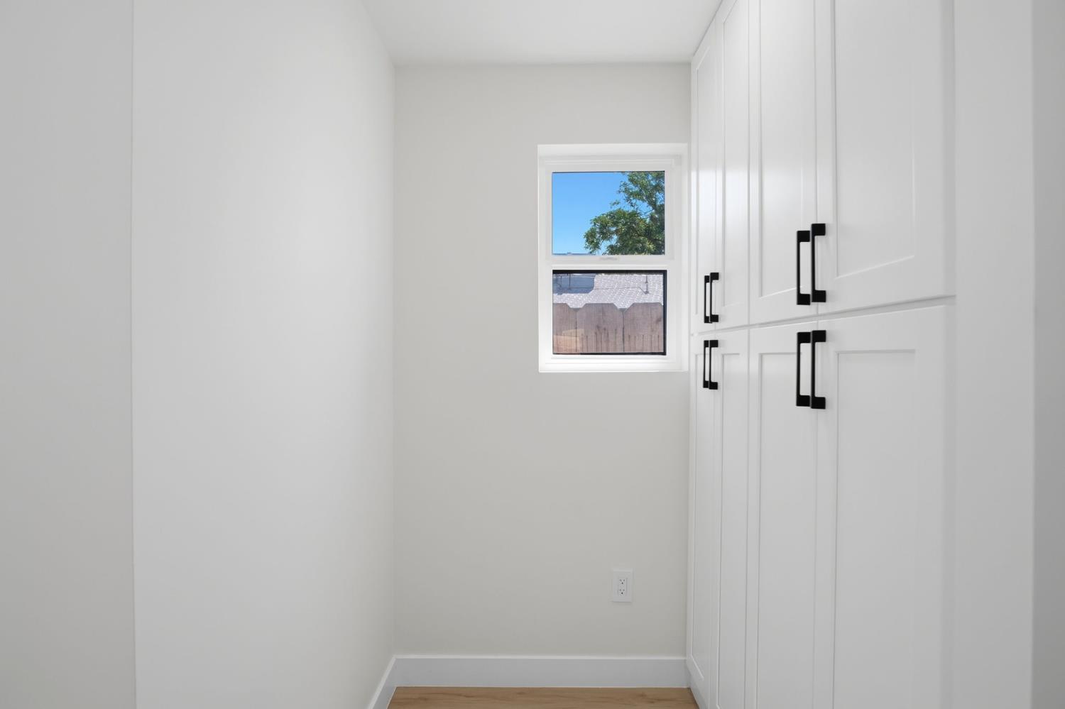 142 E Coolidge Avenue