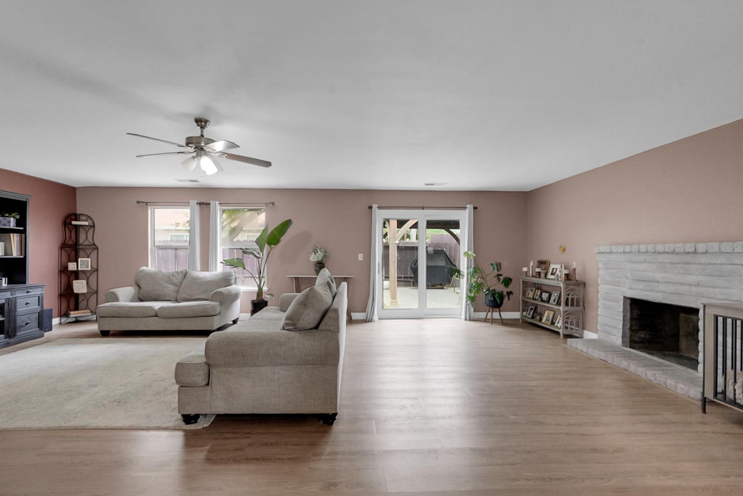 625 Periwinkle Drive