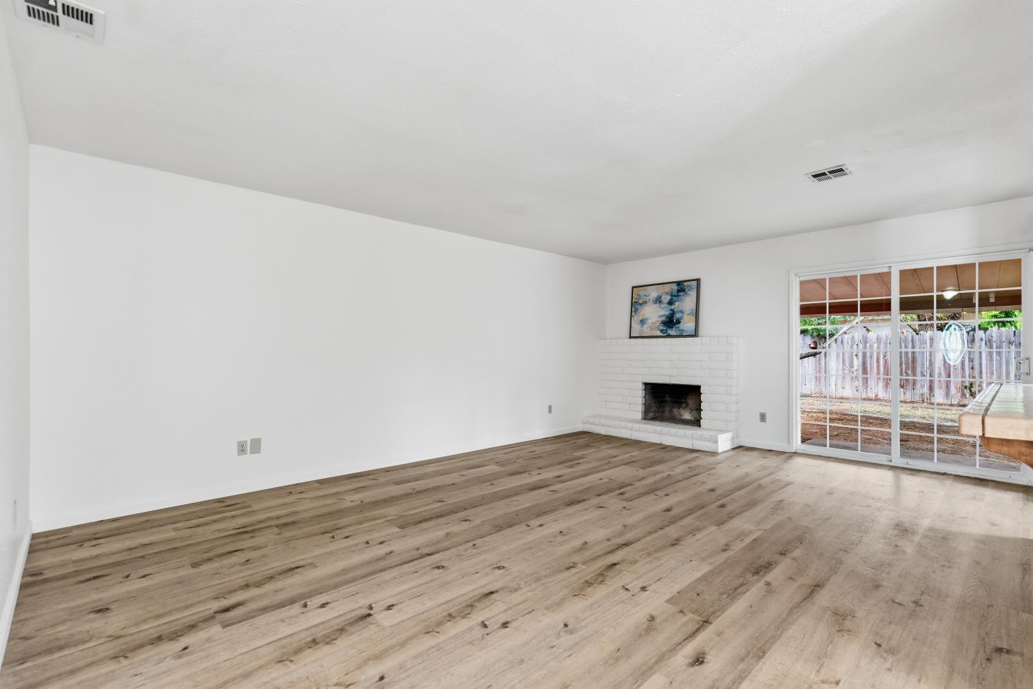 1124 Speer Drive