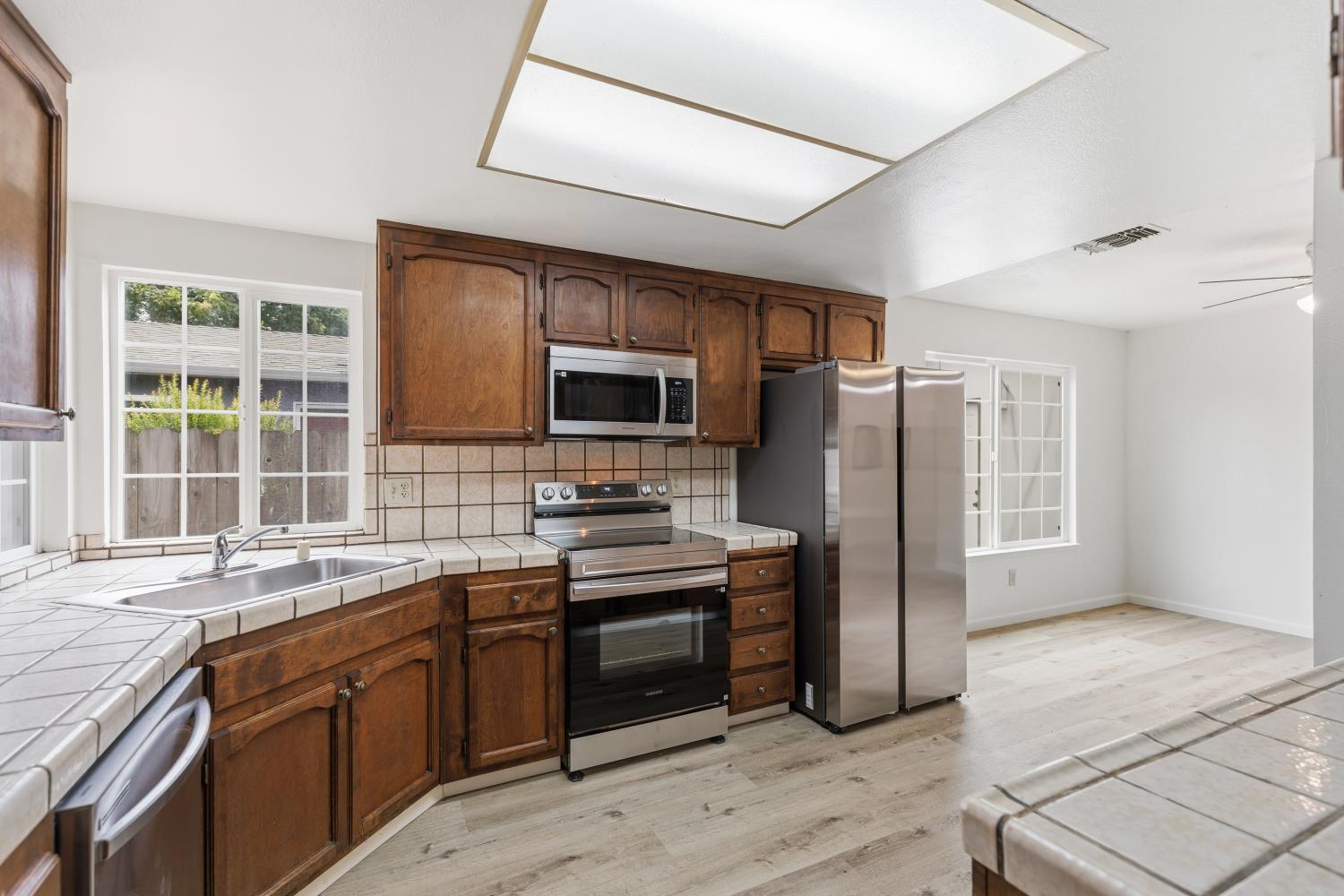 1124 Speer Drive