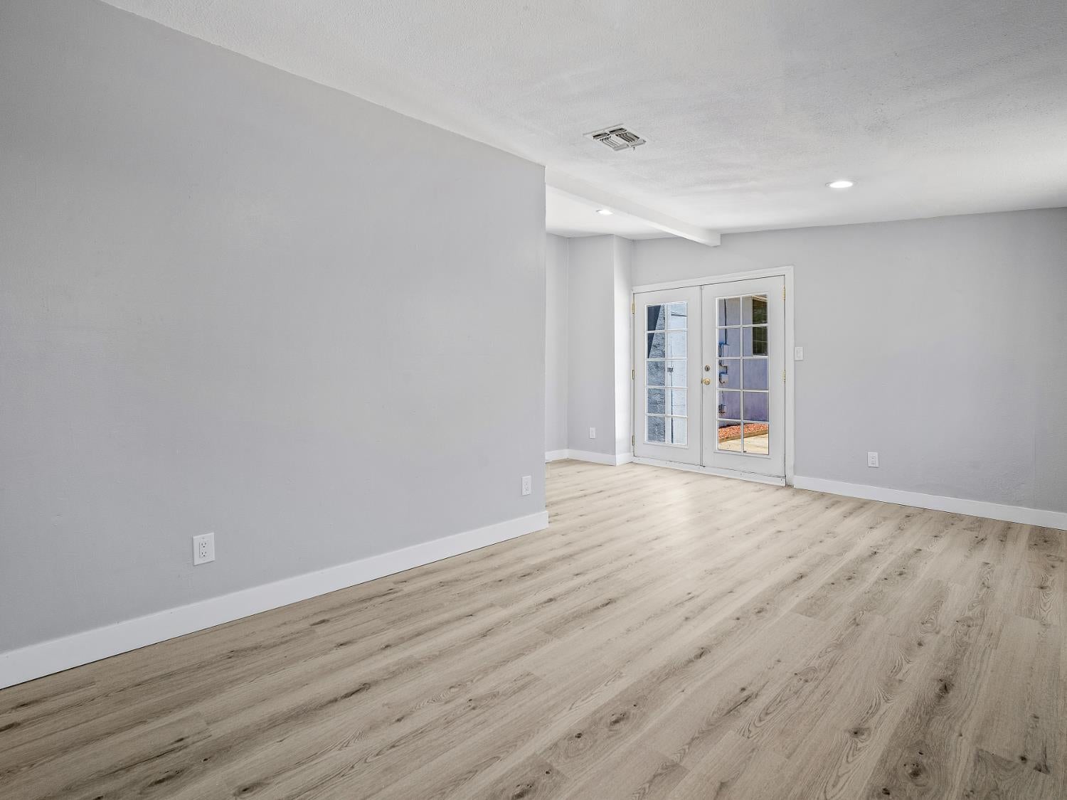 2428 Upham Court