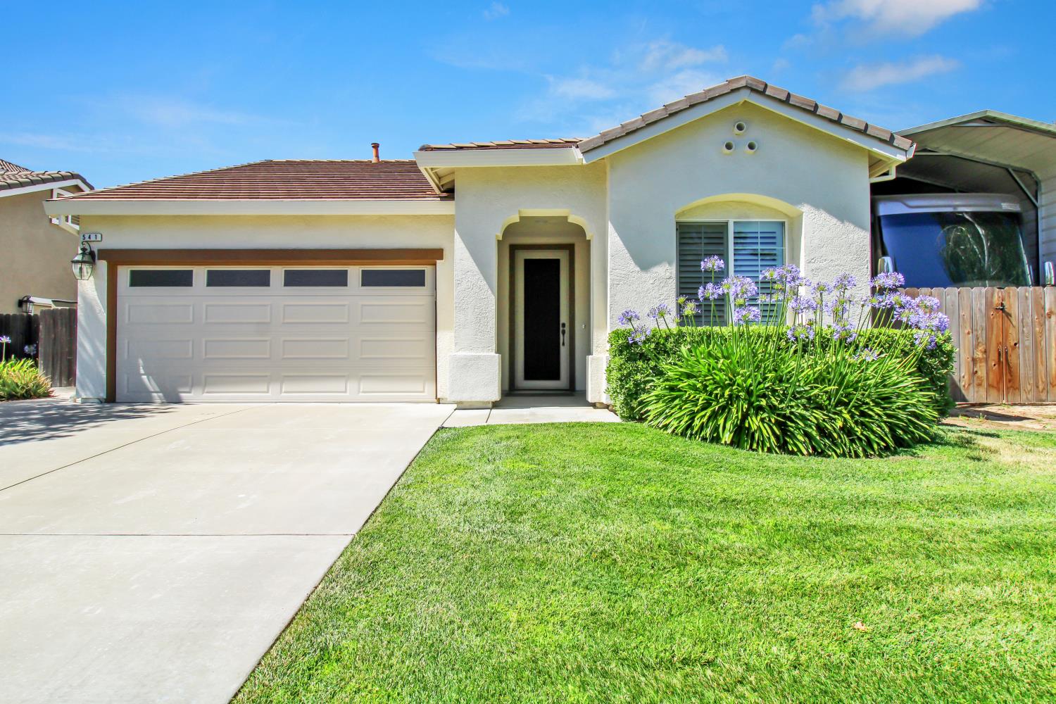 541 W Boesch Drive