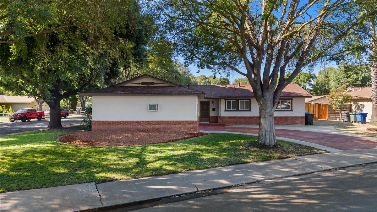 2912 Alder Creek Drive