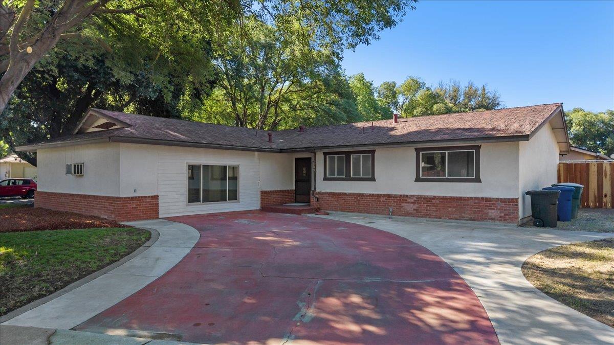2912 Alder Creek Drive