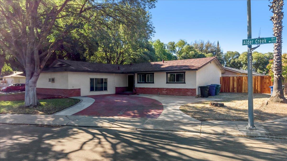 2912 Alder Creek Drive