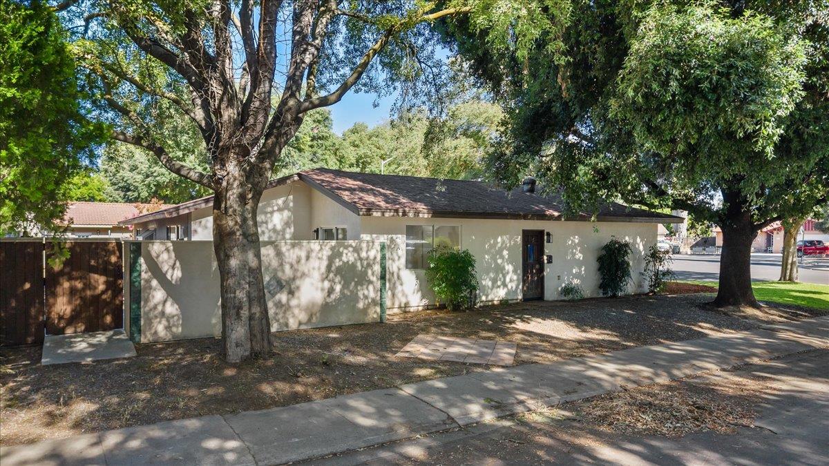 2912 Alder Creek Drive