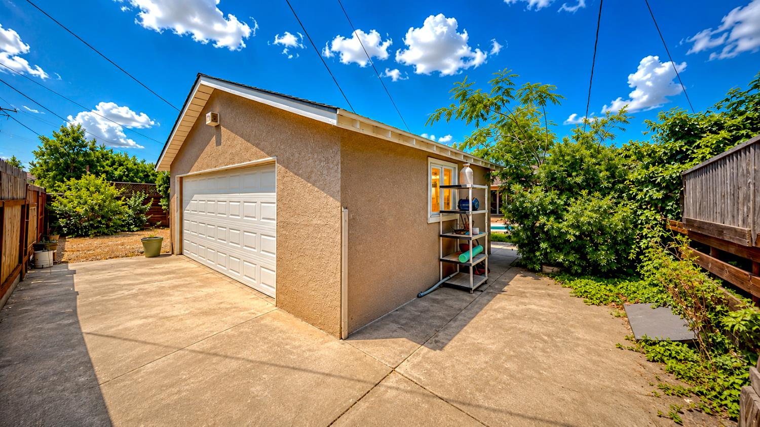 986 Edwards Drive