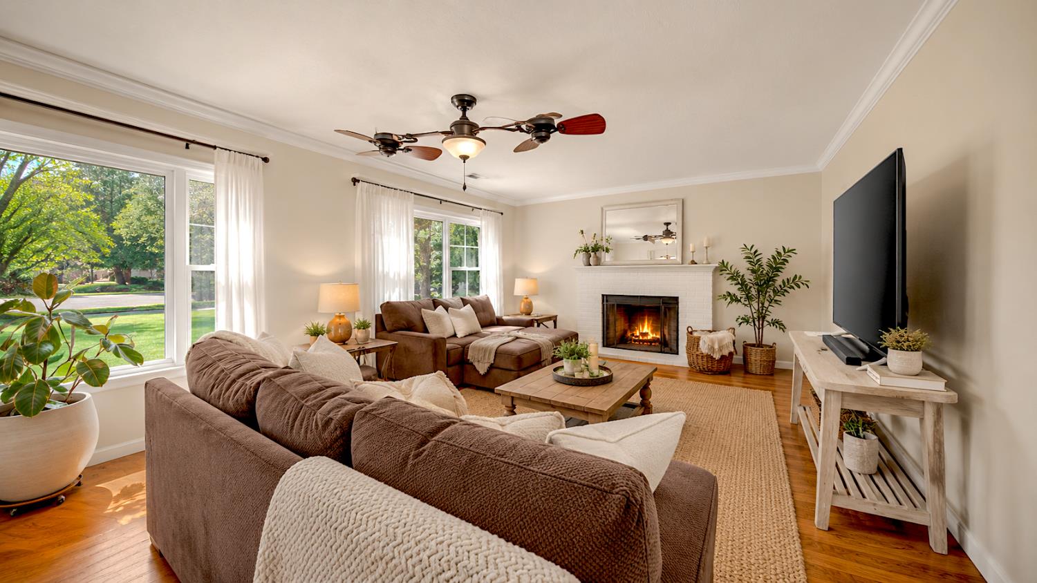 986 Edwards Drive