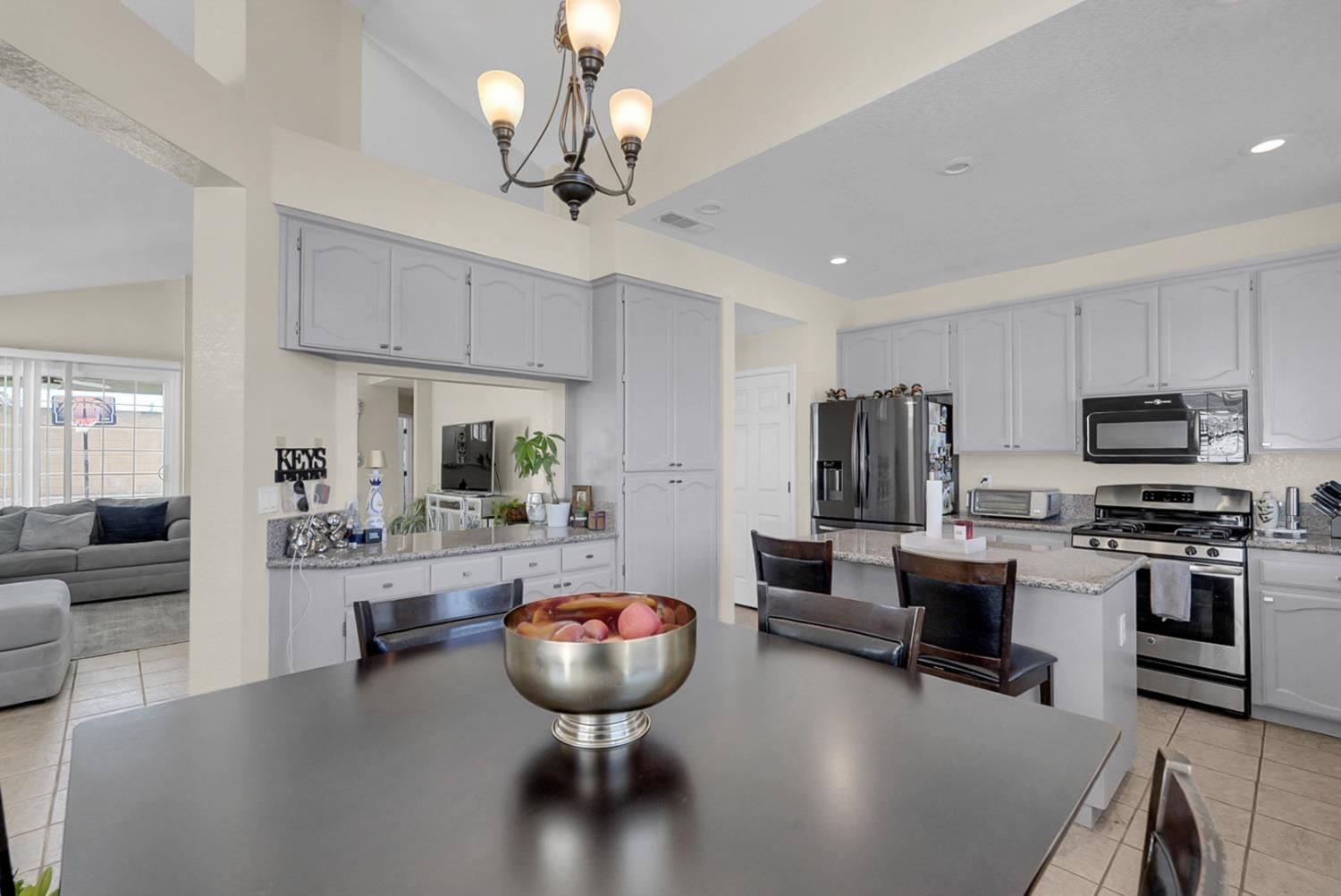 628 Mission Ridge