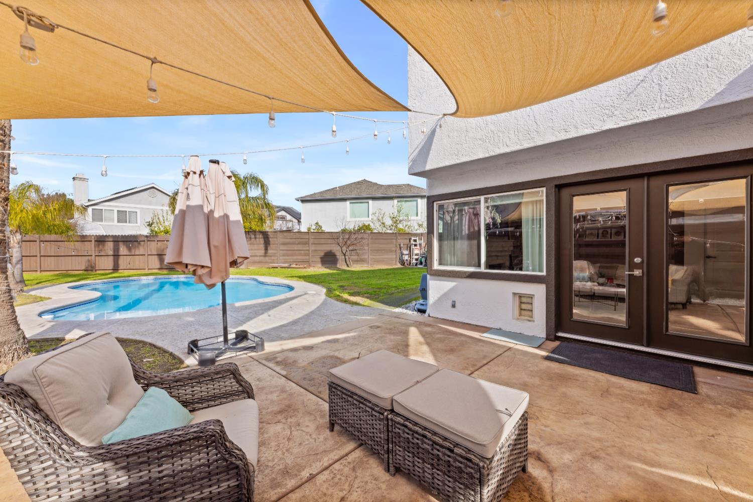 875 Westleigh Ct.