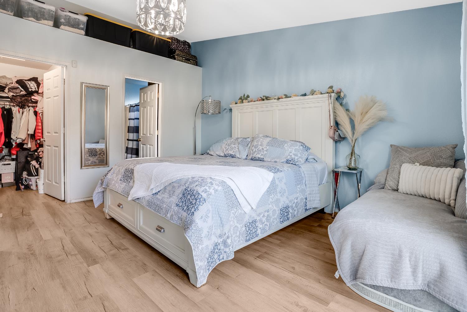538 Saint Teressa Court