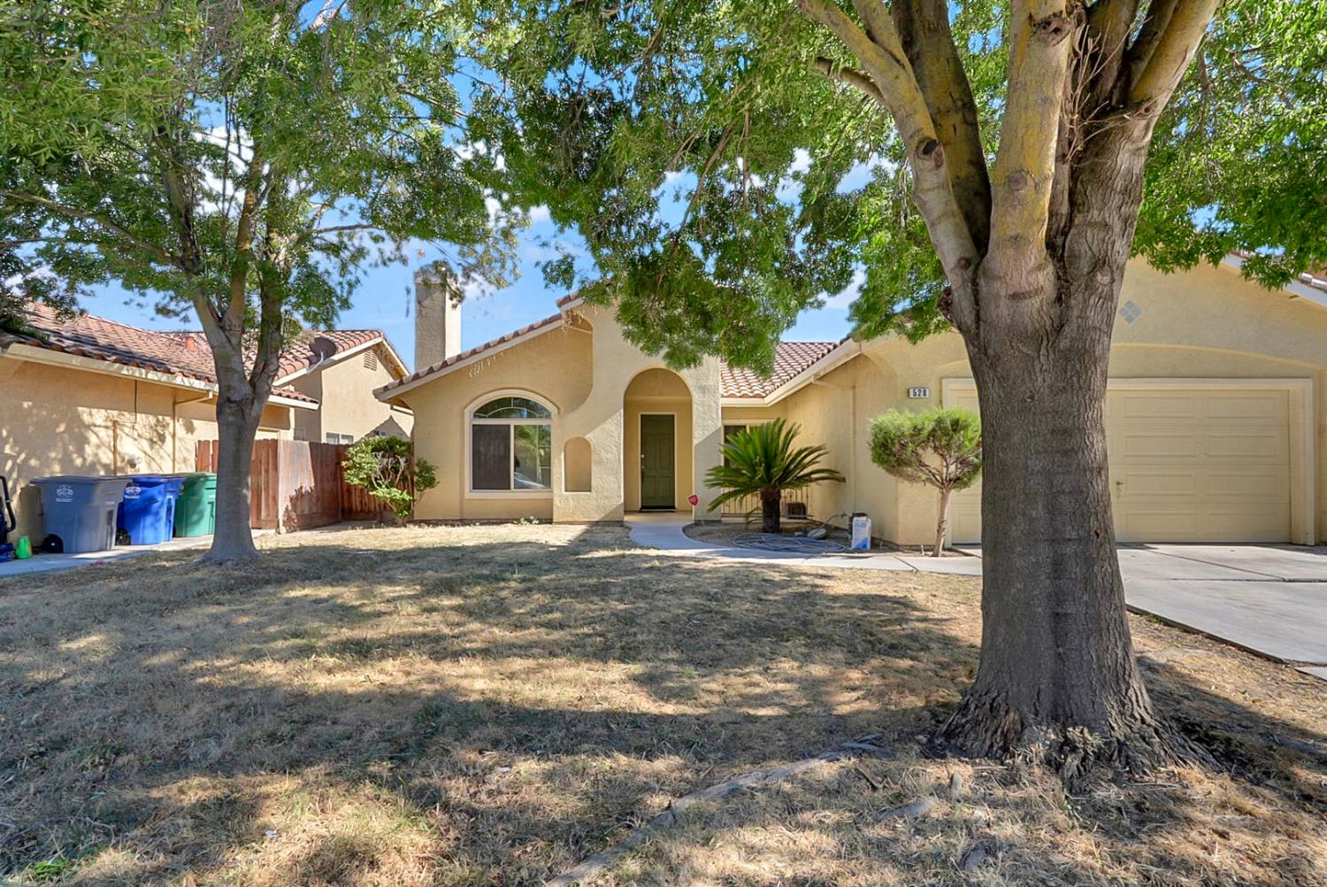528 Burgundy Street
