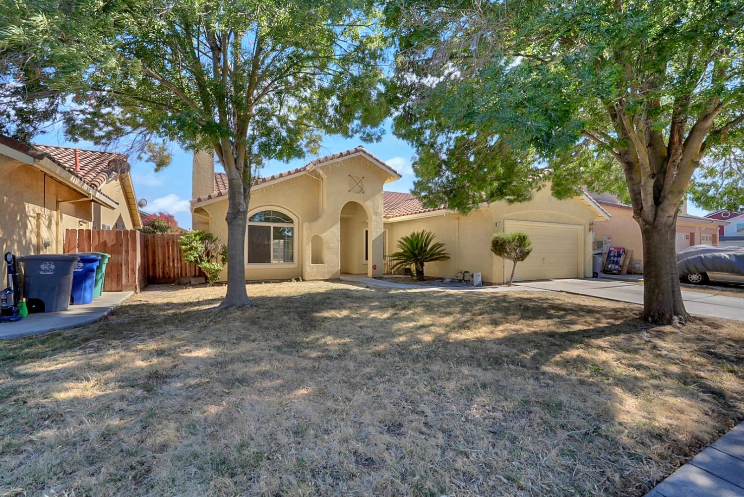 528 Burgundy Street