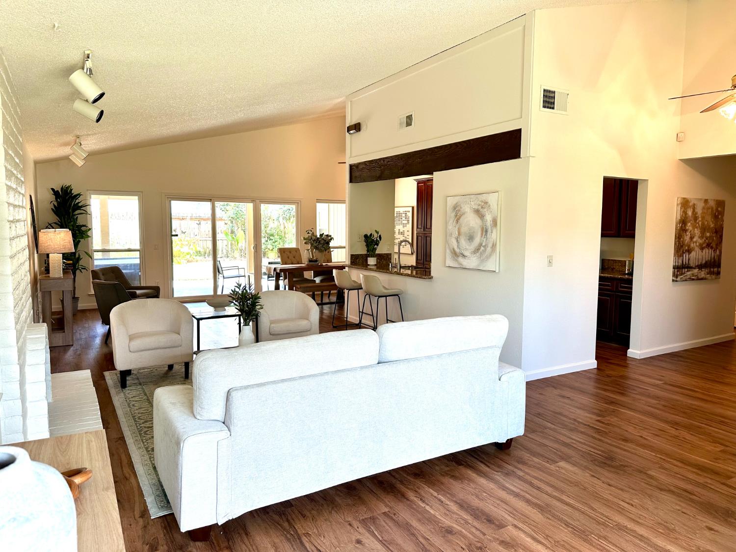 6612 Carmelwood Drive