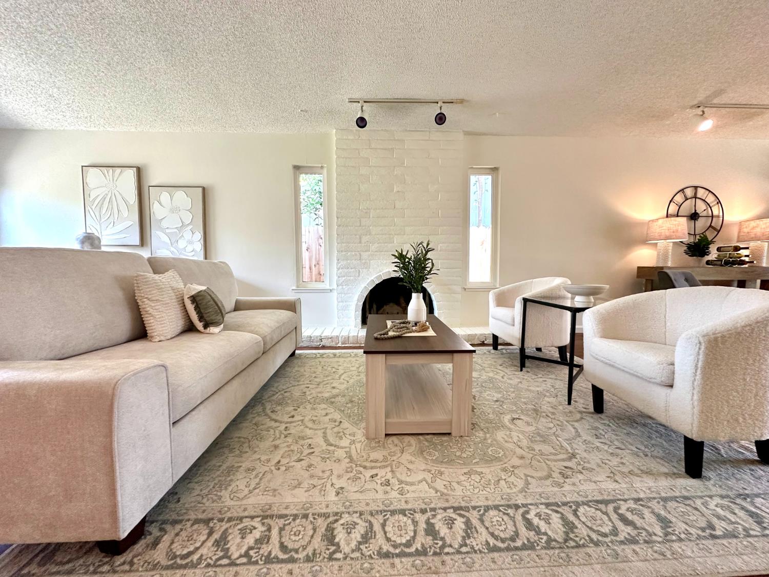 6612 Carmelwood Drive