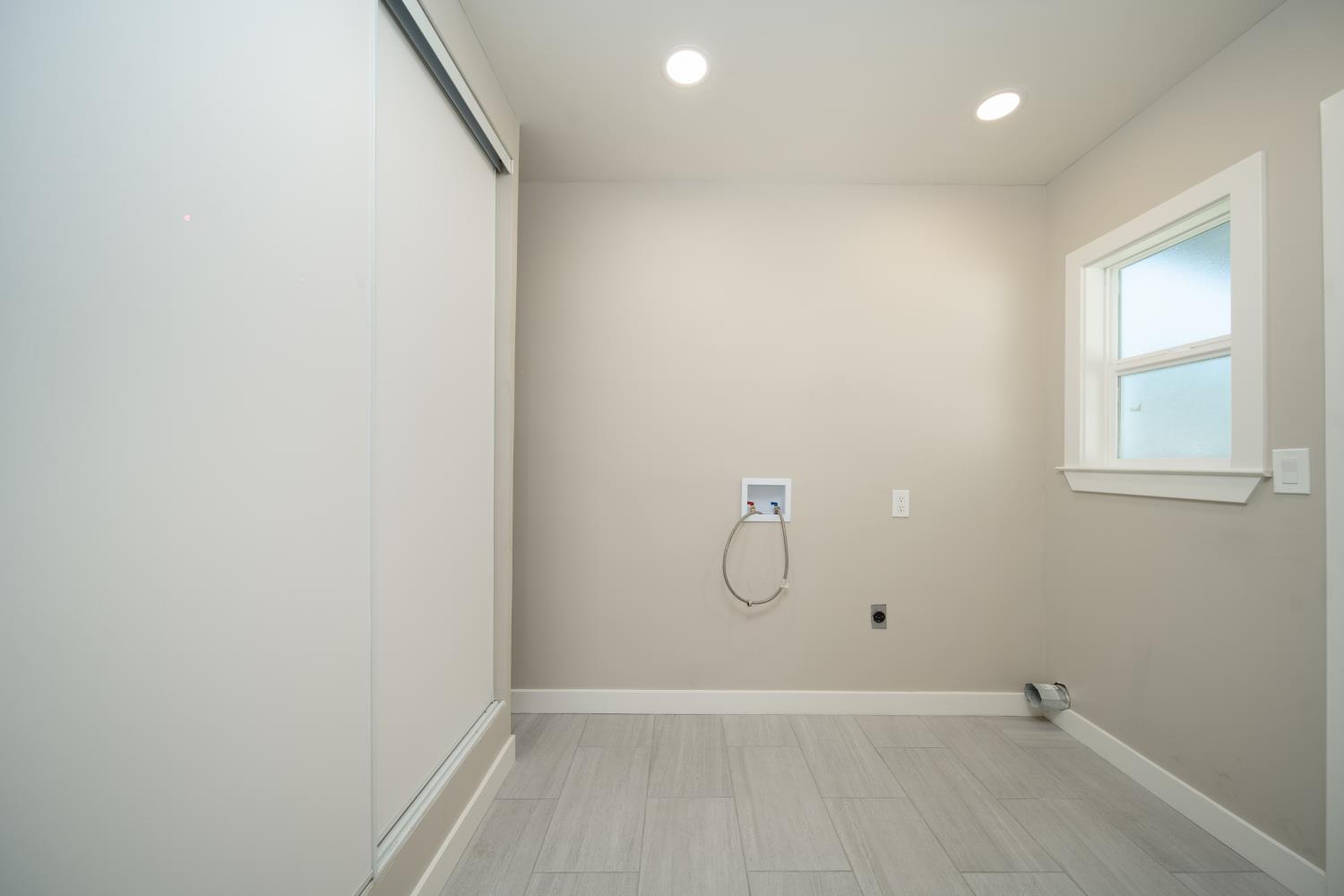 1438 Normandy Drive