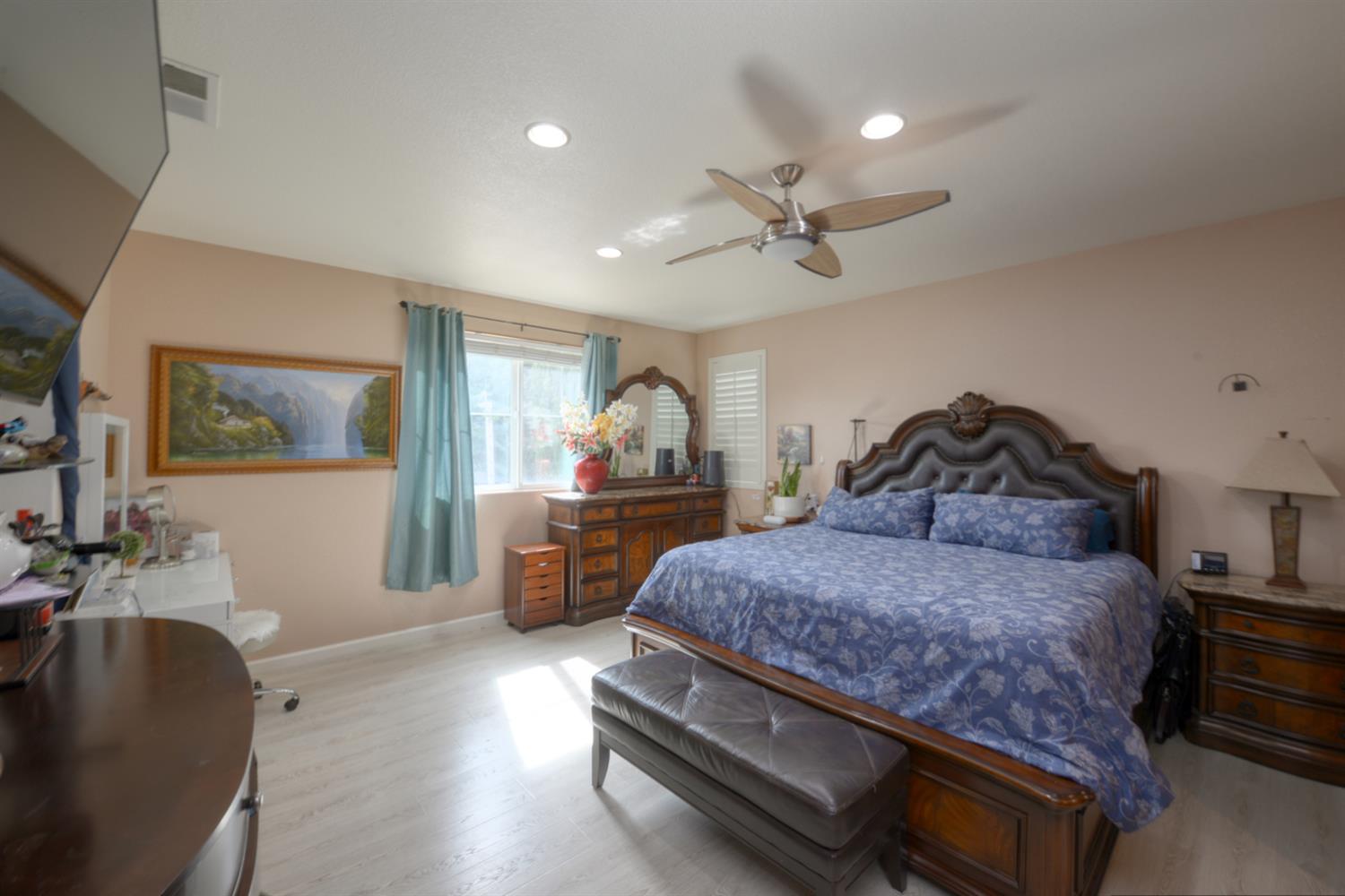807 Hagerman Peak Drive