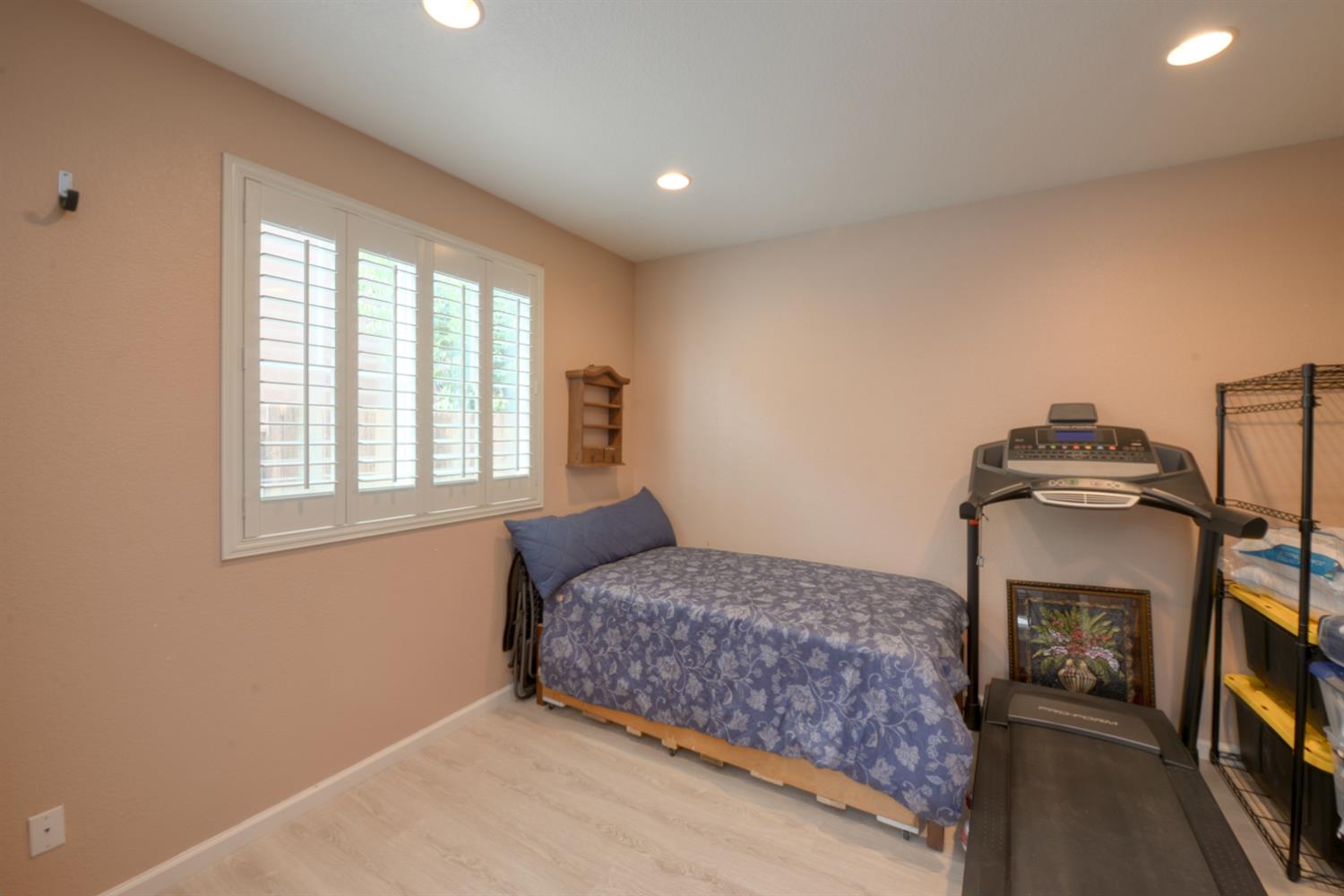807 Hagerman Peak Drive