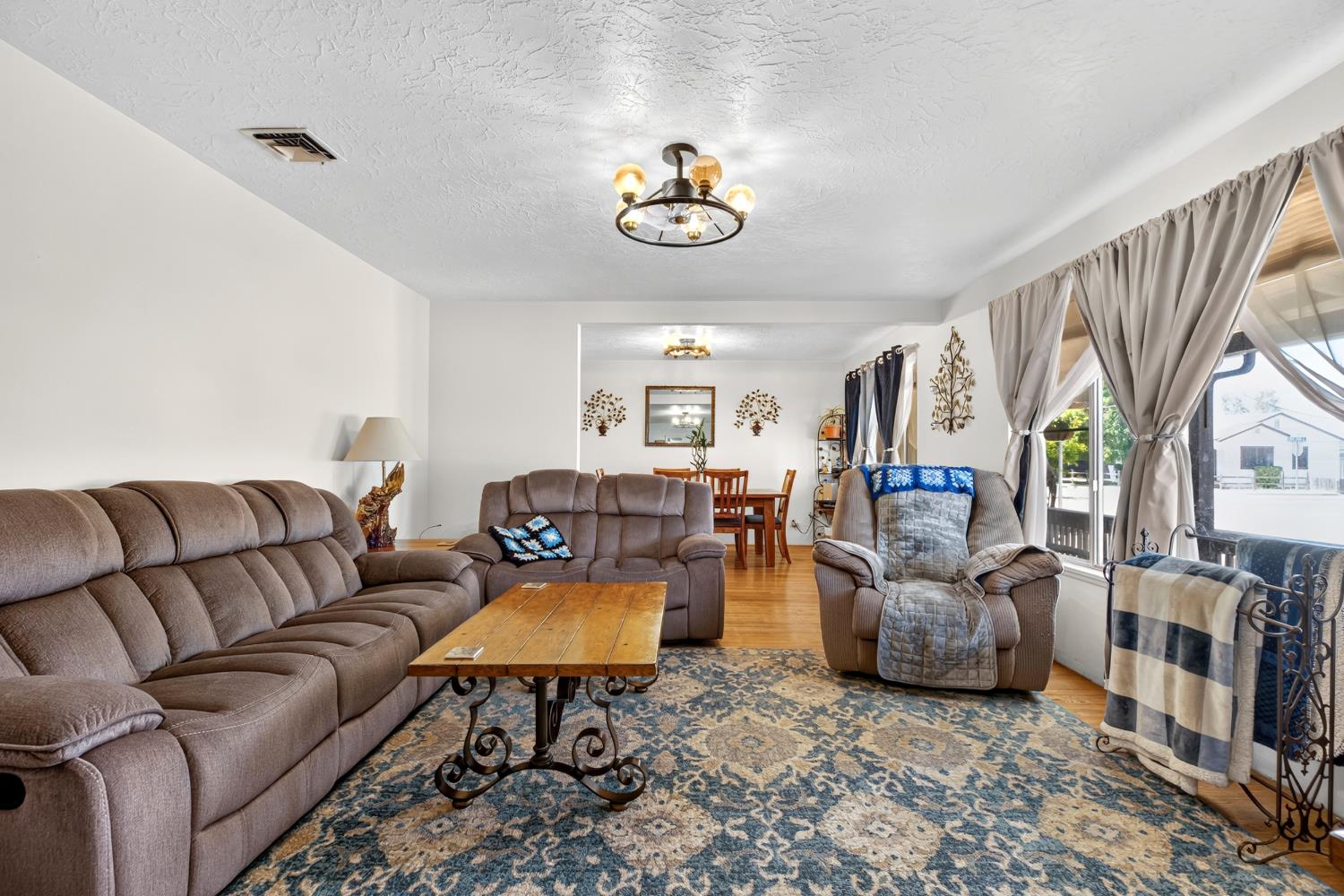 746 Miller Lane
