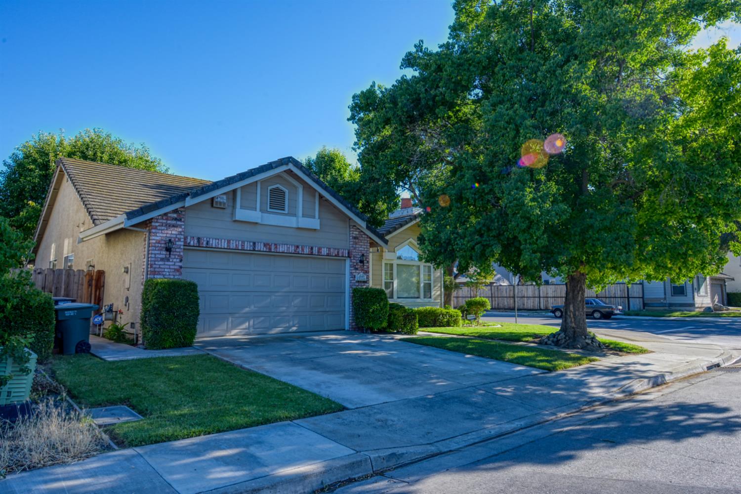 1124 Strawbridge Drive