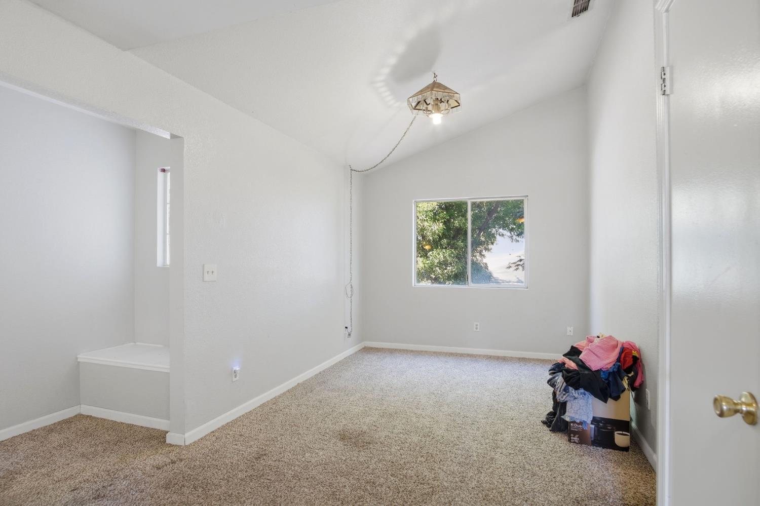 1258 Lloyd Thayer Circle