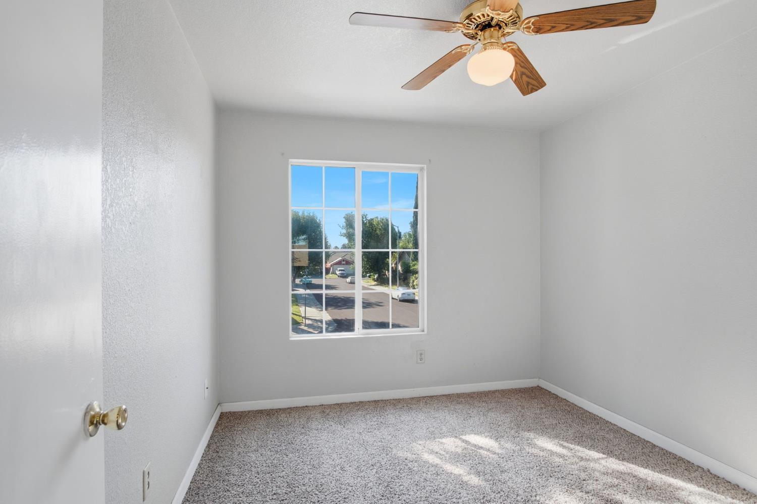 1258 Lloyd Thayer Circle