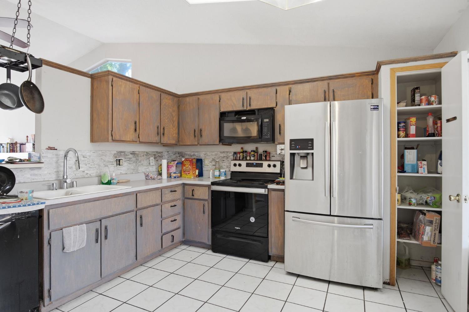 1258 Lloyd Thayer Circle