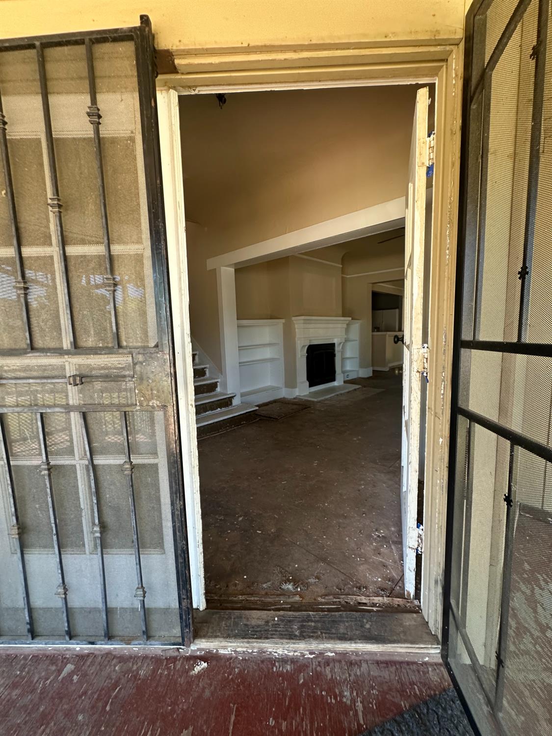 230 N 3rd Street